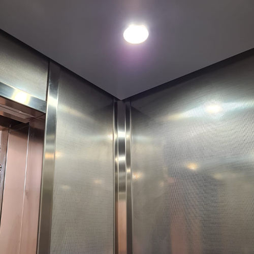 RIVESTIMENTO CABINA ASCENSORE COMPLETA CON PARETI IN ACCIAIO